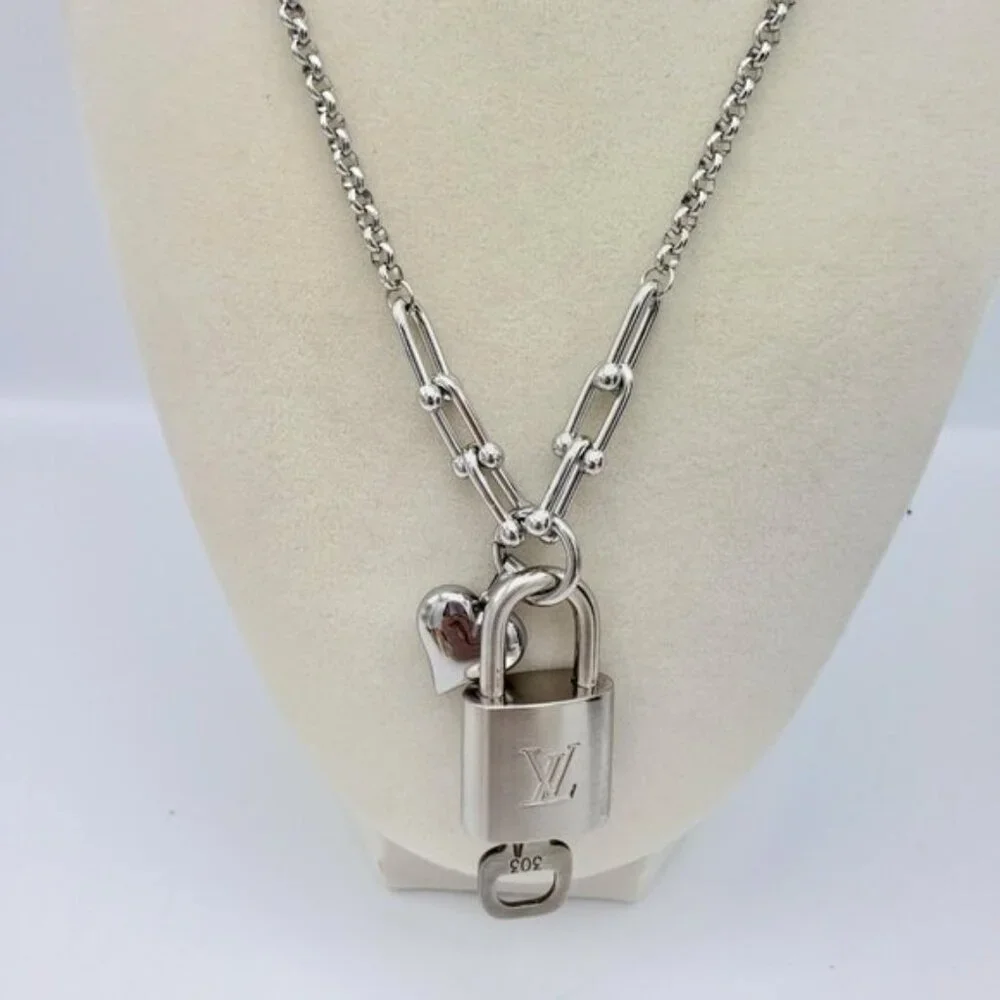 Stainless Steel Silver-Plated Necklace with Authentic Louis Vuitton Padlock - Picture 8 of 12